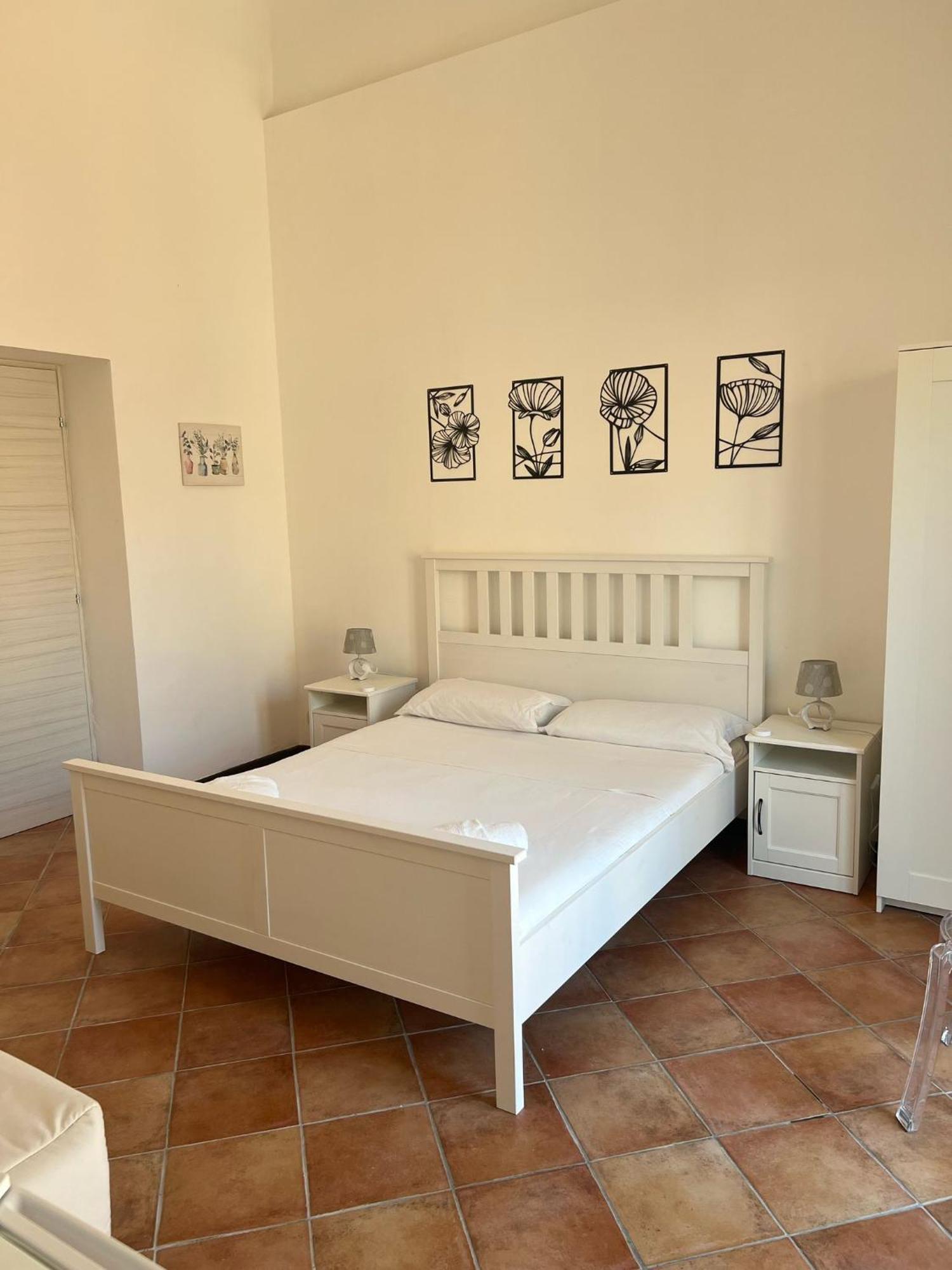 Station Guest house *