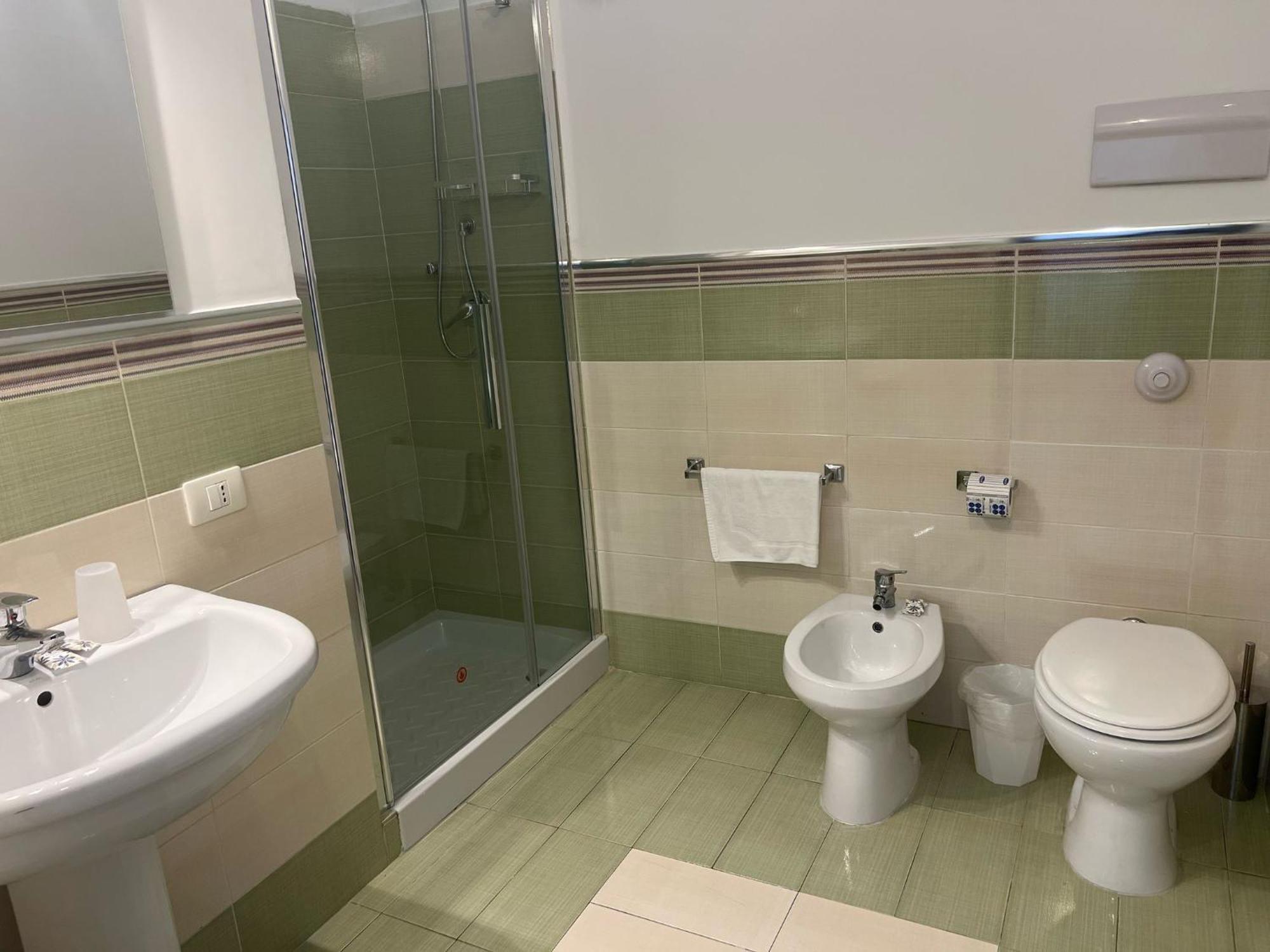 Guest house Station *